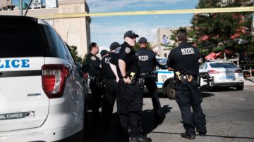 【社區簡訊】紐約曼哈頓槍擊案 20歲女子推嬰兒車被槍殺