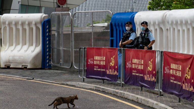 專家籲香港放寬防疫限制 通過自然感染達成混合免疫