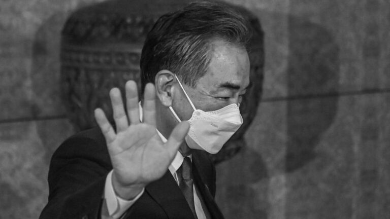 岳山：「狼派」當道 中共外交系統大洗牌