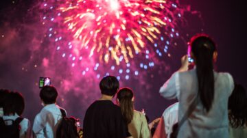 暌违三年 “浪速淀川花火节”疫后带来久违的感动