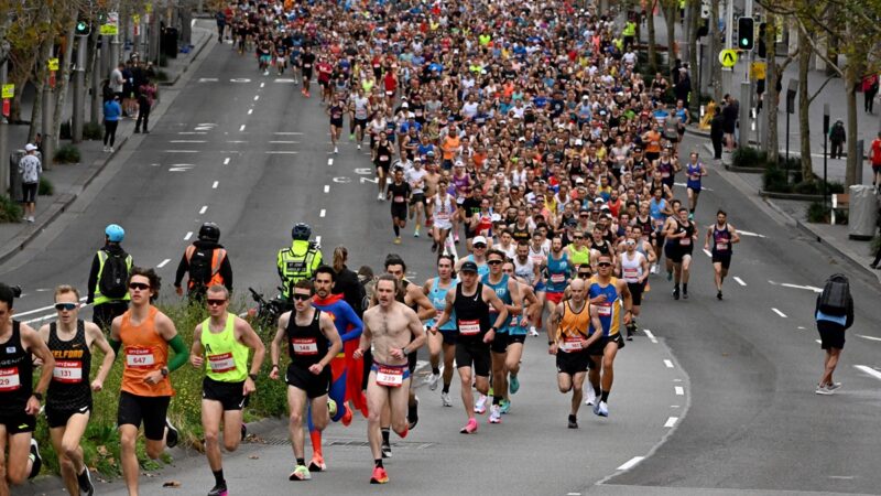 悉尼6萬人趣味長跑 法輪功受矚目