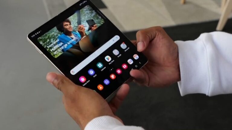 全新折疊手機 三星發布Galaxy Z Fold4與Flip4