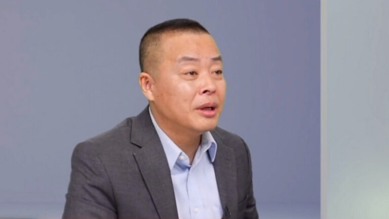 【百姓故事】大陸媒體人趙蘭健探訪鐵鍊女和更多社會問題真相的故事（下集）