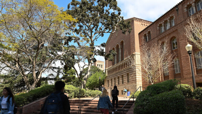 社大學生轉學難 加大面臨增加轉校生壓力