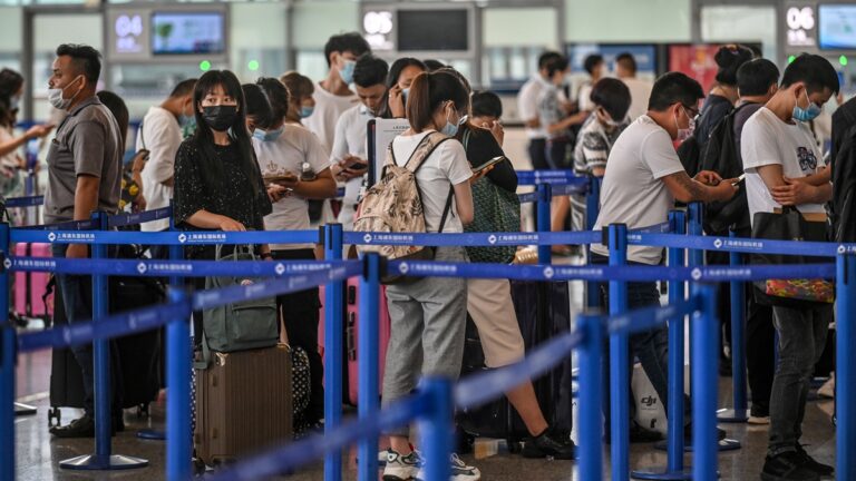 中共恐嚇無效 中國赴日旅客排長龍：政治與我無關
