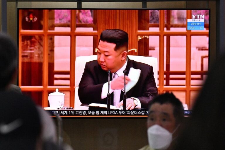 朝鮮解除抗疫措施 金與正爆料金正恩曾發燒