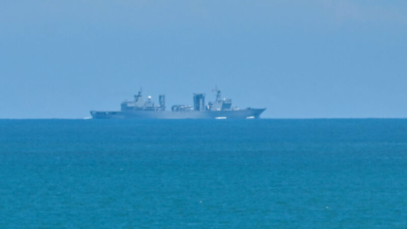 台湾海峡航运渐恢复正常 逾40船通过军演区