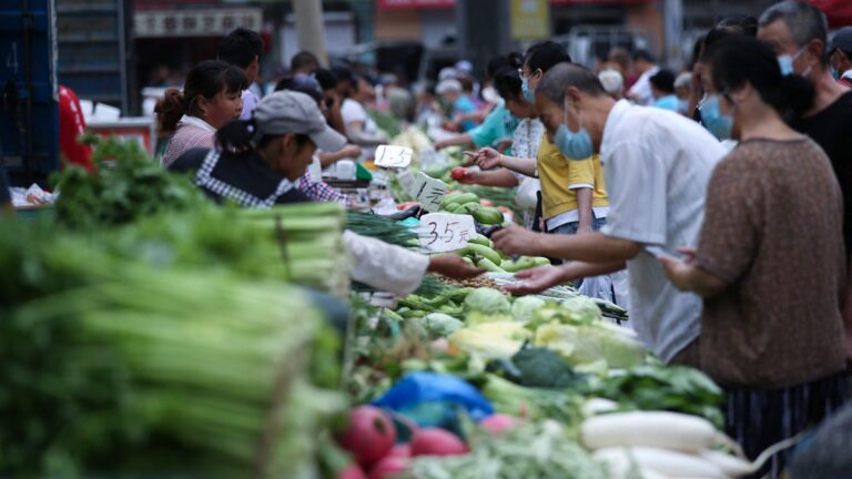 中國青年失業率近20%  經濟全面放緩