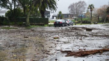 连下4天大豪雨 新西兰部分地区紧急状态