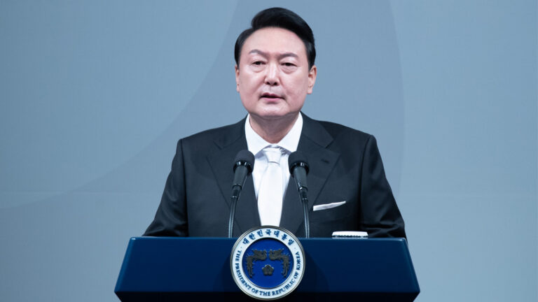 冷落佩洛西 韓國總統面對的公眾批評激增