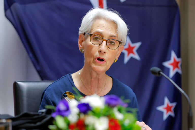 美中交鋒 謝爾曼會晤秦剛 聚焦台海議題