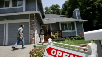 加州房價持續下降 越來越多人卻買不起房