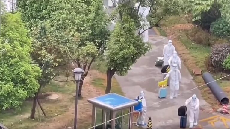 貴陽官方接管學校封殺疫情消息 家長急尋孩子下落