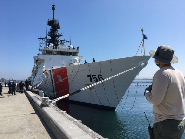 美巡邏艇監看白令海水域 遇中共巡洋艦與中俄編隊
