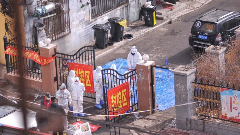 佳木斯防疫人員倒米毀蛋 引發民怒