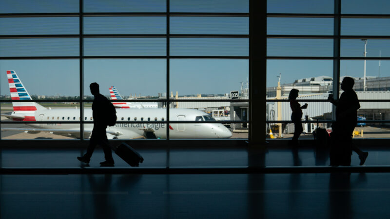 美国迎劳工节航空旅行高峰 预计1300万人出行