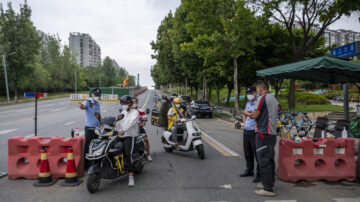 【新聞週刊】中國多個千萬人口城市被封控 民眾怨聲載道