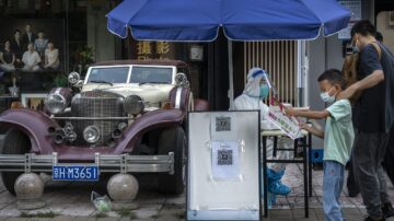 北京连爆疫情 多所学校和医院封控