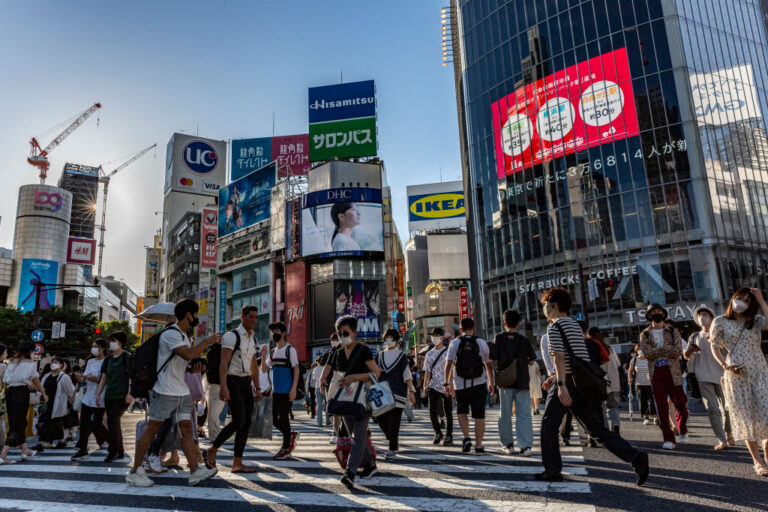 日本放寬入境措施 馬來西亞解除室內口罩令
