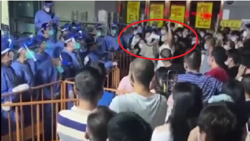 深圳多地抗议封控 市民拿喇叭大骂共产党（视频）
