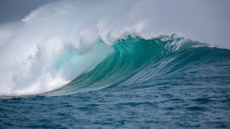梅花台风近日或登陆浙江 沿海将掀10公尺巨浪