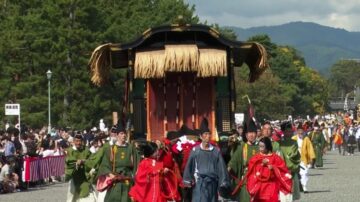 “时代祭”暌违三年重登场 上演京都千年辉煌