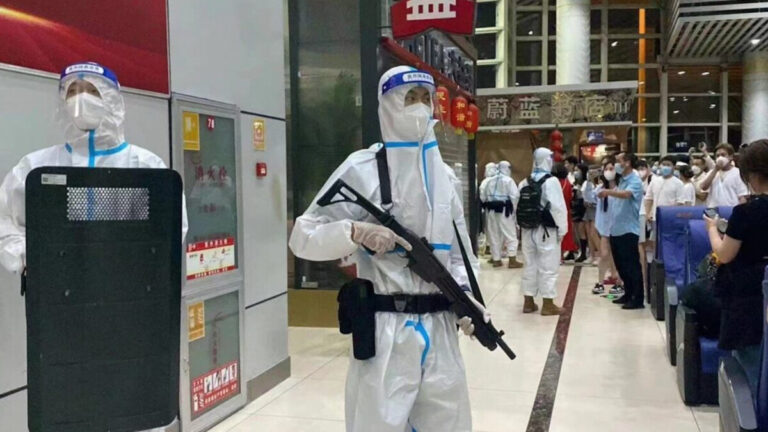 中共在雲南「荷槍實彈」要清零 各地加碼管控