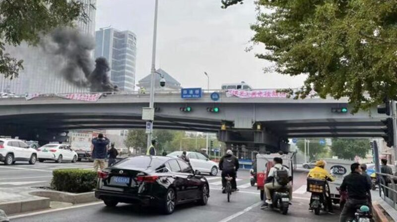 北京抗議標語引爆國際輿論 「勇士」遭全網封殺