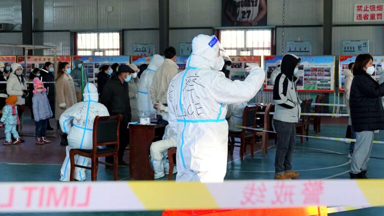 二十大前疫情四起 中國發現新毒株 傳播力更強