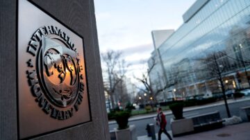 IMF: 三大因素遏止全球经济 最糟情况未到来