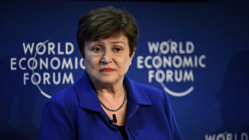 IMF总裁警告：世界正朝着“危险的新常态”发展