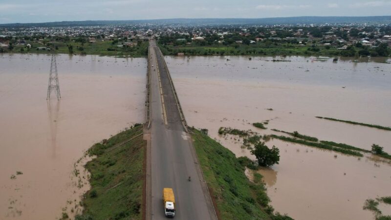 遇10年来最大洪灾 尼日利亚已酿逾600人丧生