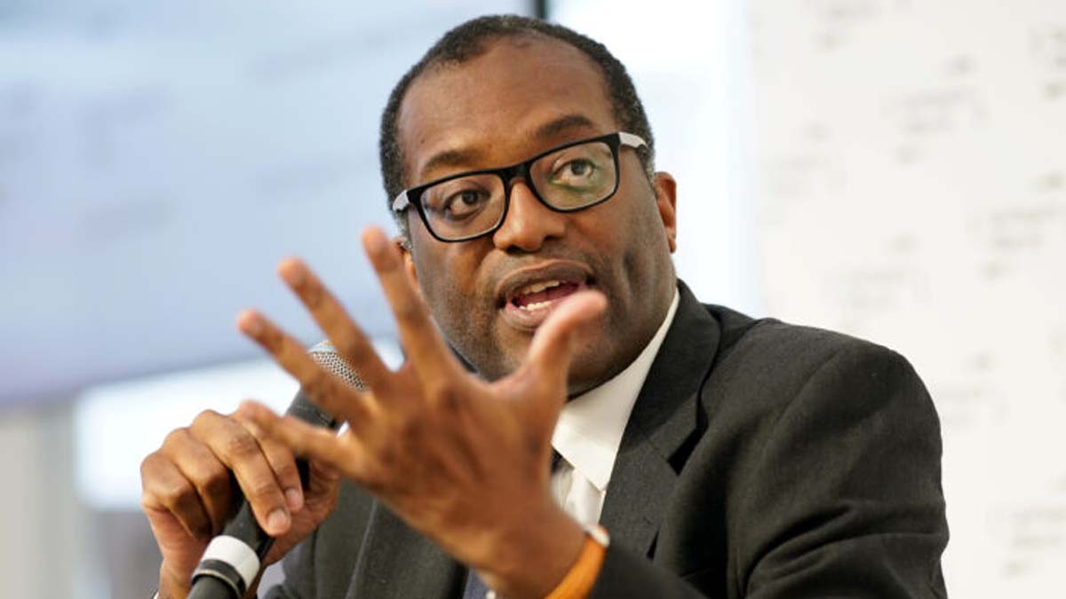 2022年10月4日,財政大臣誇西‧克沃滕(Kwasi Kwarteng)出席了在英國伯明翰(Birmingham)舉行的保守黨大會。(Ian Forsyth/Getty Images)