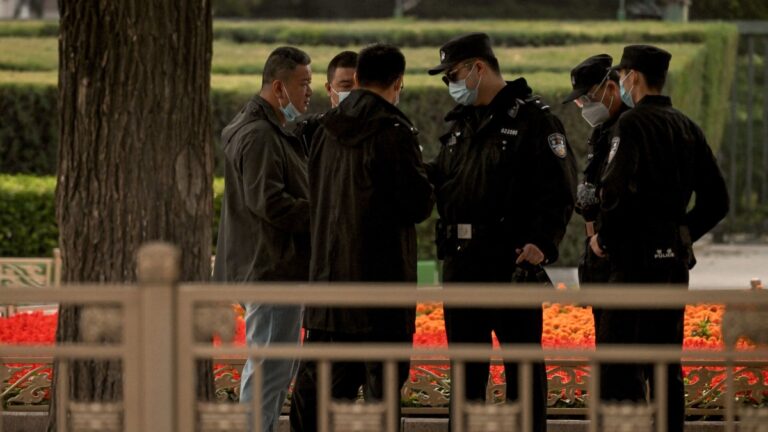 中共20大前夕 中國36城仍封控 北京嚴查包裹