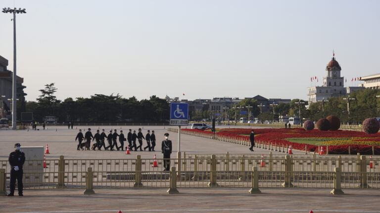 【中國一分鐘】二十大滿街巡邏和崗哨「中共比以往更緊張」
