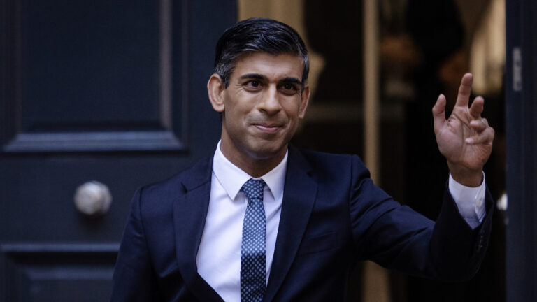 蘇納克獲唯一提名 將成首位亞裔英國首相