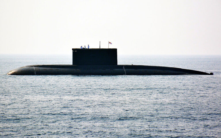 印度添打擊能力 核潛艦「殲敵號」試射彈道飛彈