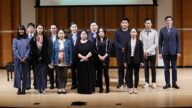 新唐人华人声乐大赛 17名选手晋级复赛