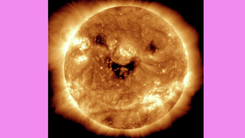 NASA捕捉到太陽「笑臉」 專家示警：非祥兆