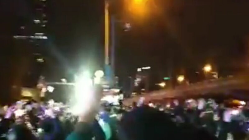北京抗议民众走上街头 六四后最大规模（视频）