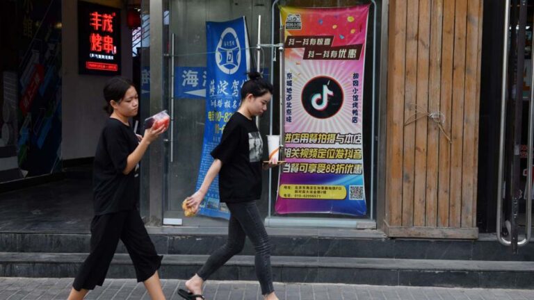 中共官媒入股快手抖音 強化對社群平台的監管