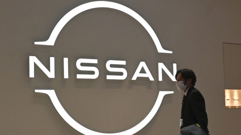 【財經簡訊】美光減少記憶體芯片供應 雷諾將減少日產持股