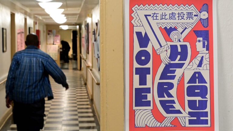 賓州搖擺縣選票紙不足延遲投票 選民沮喪