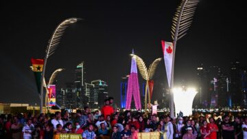 門票實在太貴了 數千移工聚集多哈市郊看直播(視頻)