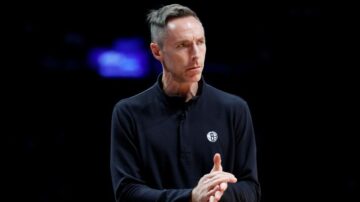 NBA：篮网主帅纳什下课  主场遭公牛逆转