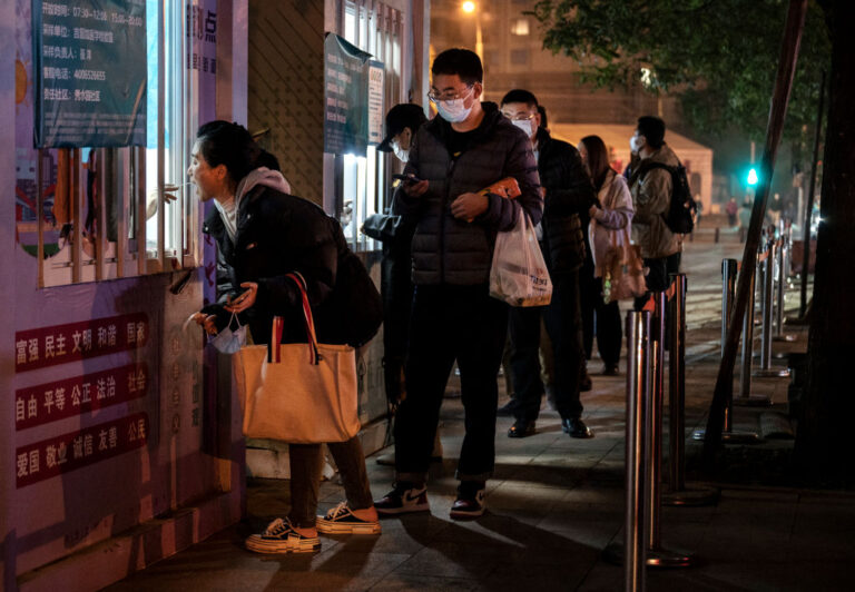 中共局部放寬疫情限制 專家：恢復正常至少一年