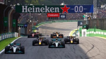 F1巴西站：梅赛德斯时隔2年再度包揽冠亚军