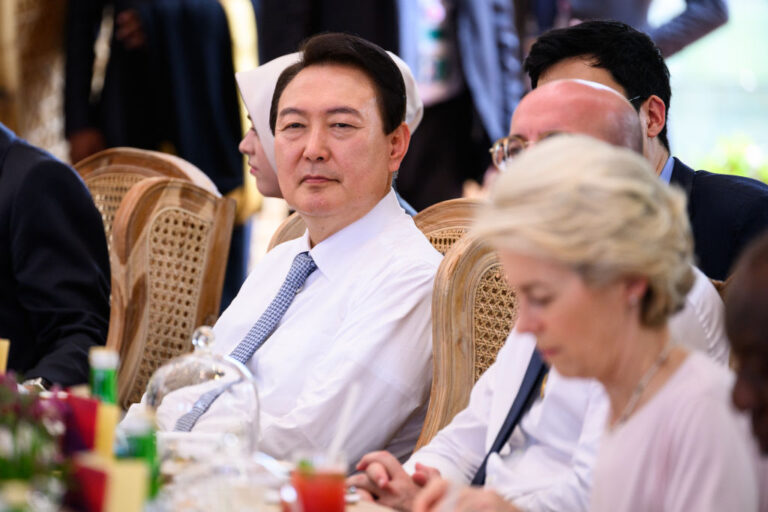 尹錫悅首會習近平 十分鐘會談朝鮮問題無解