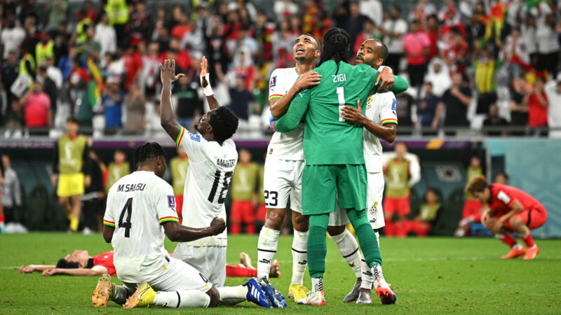 世界杯H组：韩国2比3惜败加纳 主教练被红牌罚下
