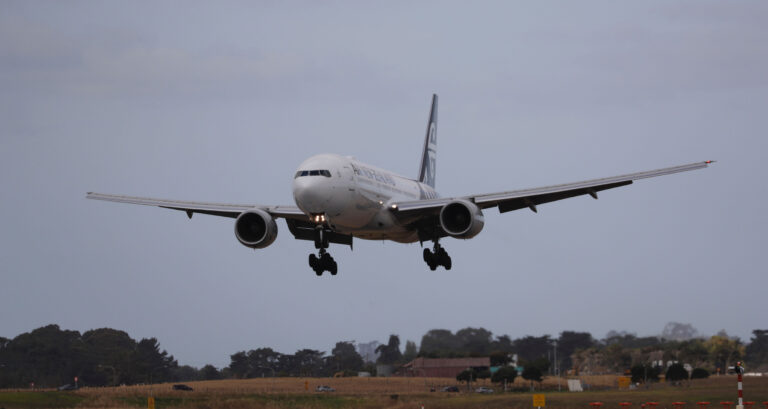 防疫鬆綁 中國多省包機組團出海尋商機 效果成疑